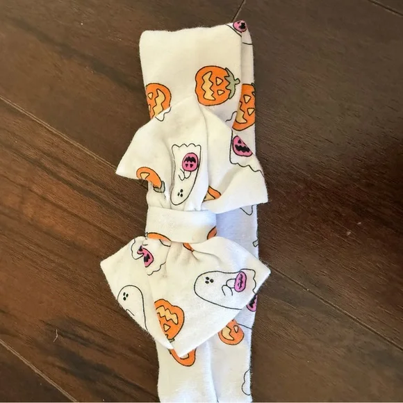 Orange and White Halloween Themed Kids Bundle 3-6 Months - Picture 7 of 12